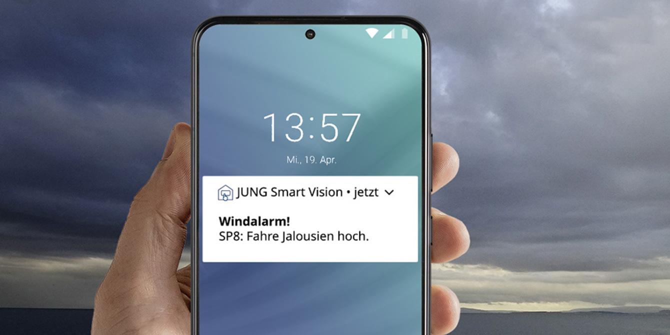 JUNG Smart Panel 8 bei Cosmin Elektrotechnik in Ladenburg